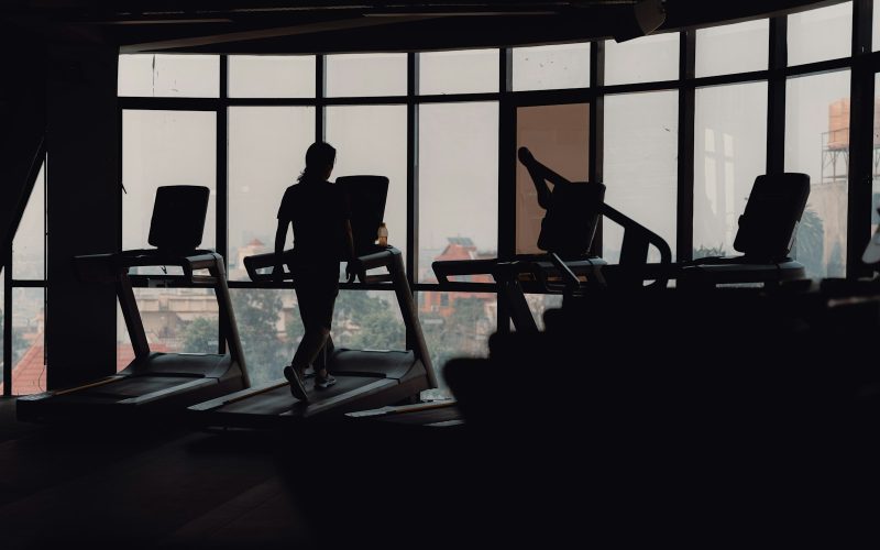 Treadmill vs. Outdoor Running: Which is Better for Your Goals?